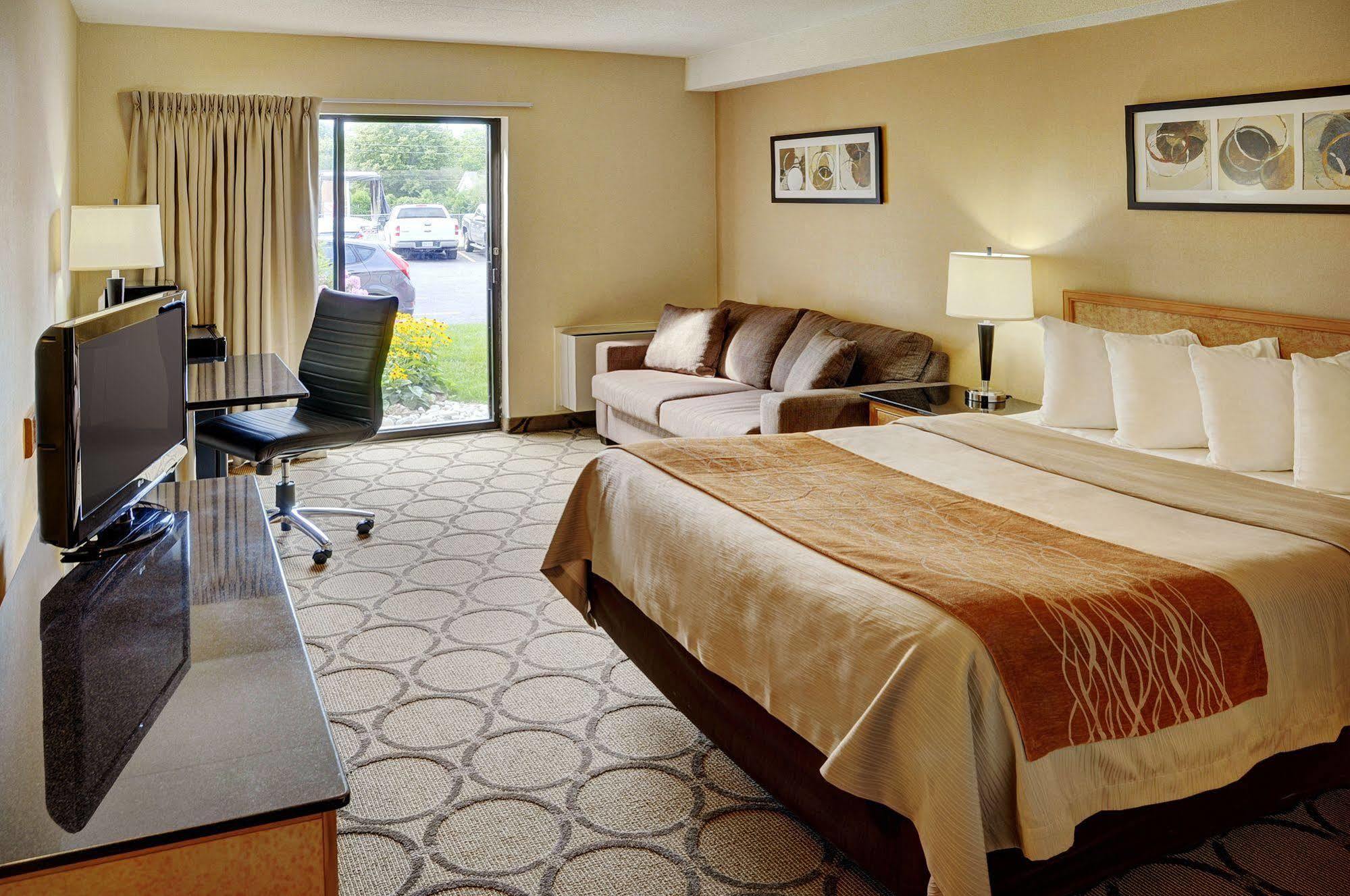 Comfort Inn Rivière-du-Loup Екстериор снимка